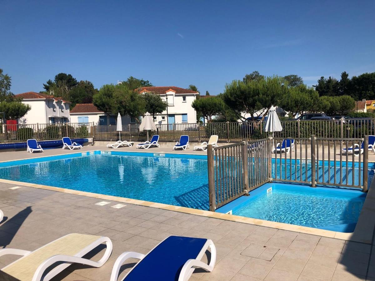 Charmante Maisonnette Avec Piscine, 2 Chambres, Terrasse Privee Et Parking - Saint-Brevin-Les-Pins - Fr-1-364-118 Екстериор снимка