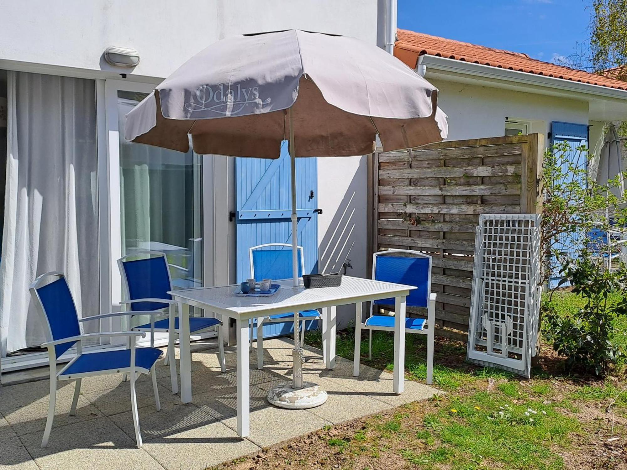 Charmante Maisonnette Avec Piscine, 2 Chambres, Terrasse Privee Et Parking - Saint-Brevin-Les-Pins - Fr-1-364-118 Екстериор снимка